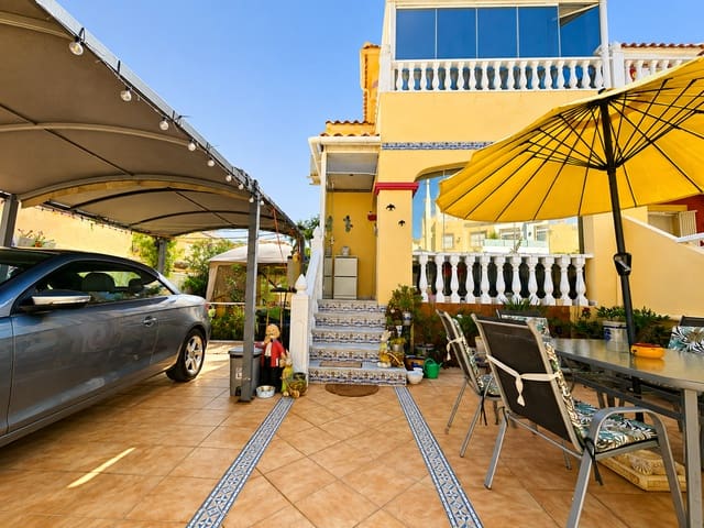 2 makuuhuone Omakotitalo myytävänä paikassa San Miguel de Salinas mukana uima-altaan 
autotalli - 268 000 € (Ref: 10041915)
