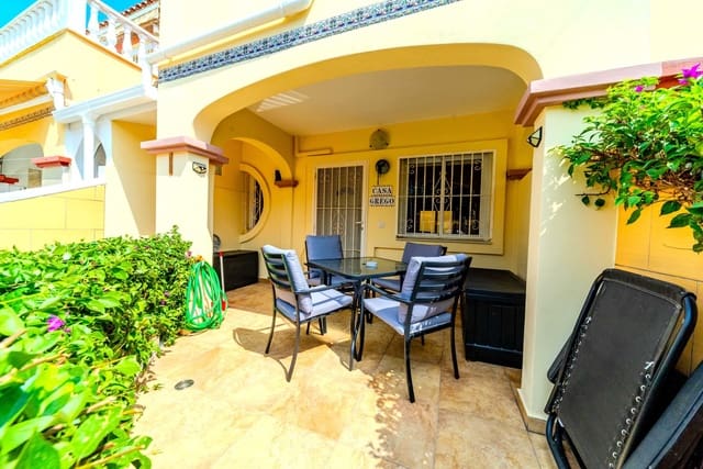 2 makuuhuone Omakotitalo myytävänä paikassa Villamartin, Orihuela mukana uima-altaan - 184 950 € (Ref: 10076763)