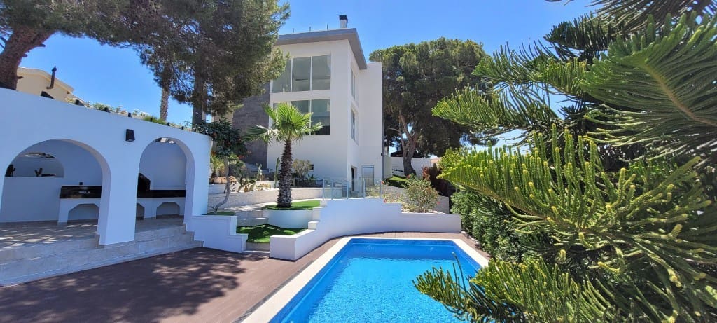 6 chambre Villa/Maison à vendre à Los Balcones avec piscine garage - 850 000 € (Ref: 10082140)