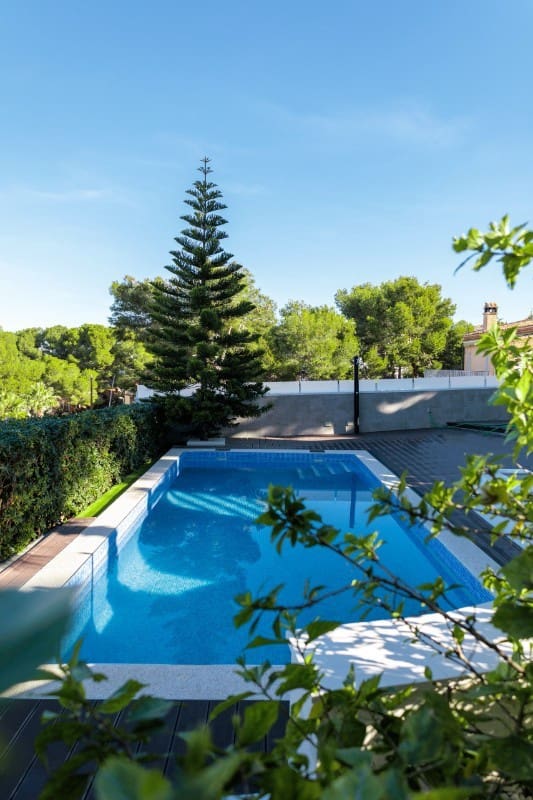 6 chambre Villa/Maison à vendre à Los Balcones avec piscine garage - 850 000 € (Ref: 10082140)