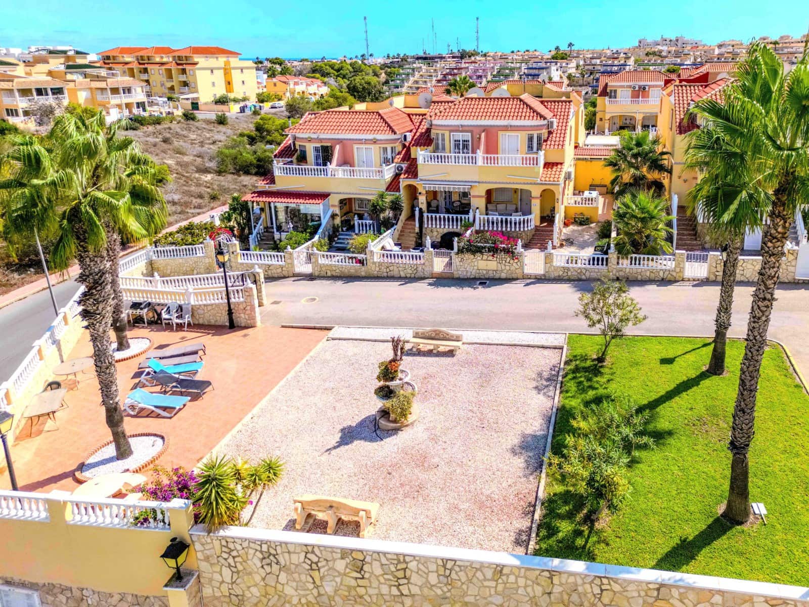 2 sovrum Hus till salu i Villamartin med pool - 217 500 € (Ref: 10091618)