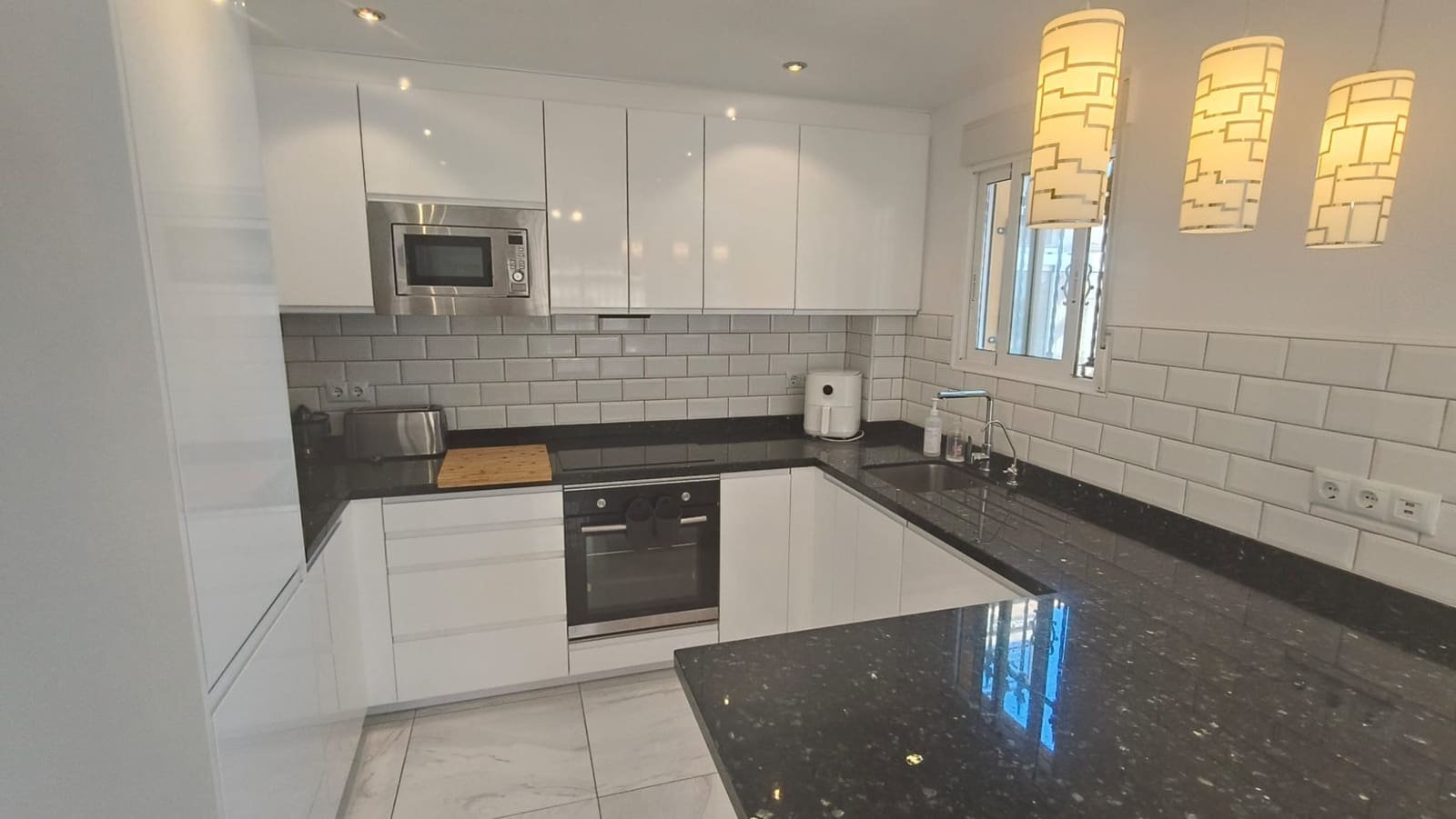 2 bedroom Townhouse for sale in Villamartin with pool garage - € 254,950 (Ref: 10104354)
