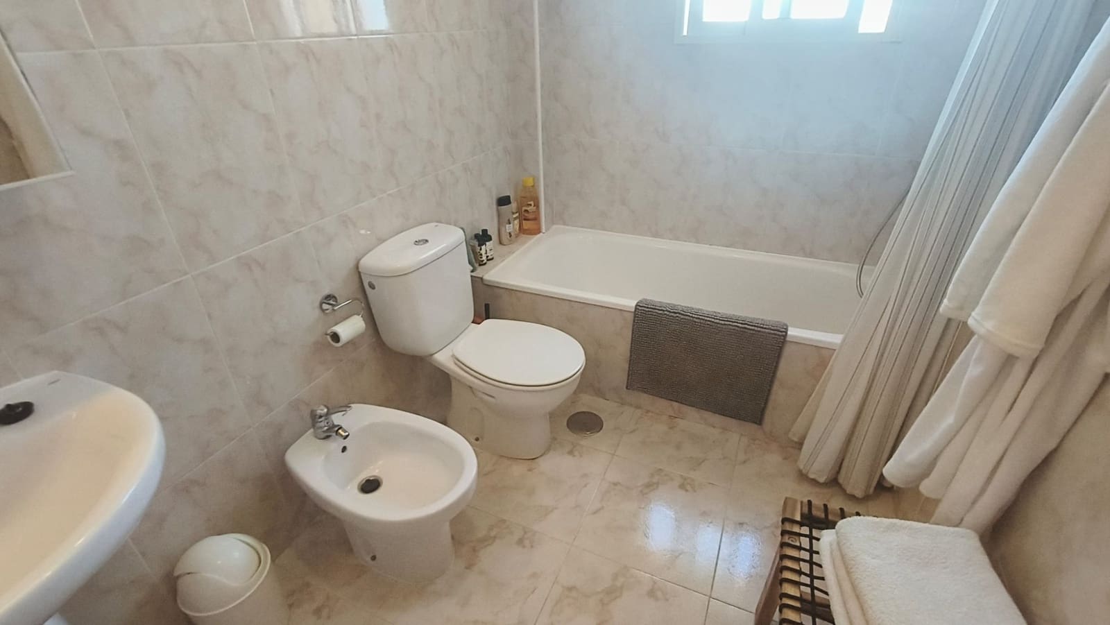 2 bedroom Townhouse for sale in Villamartin with pool garage - € 254,950 (Ref: 10104354)