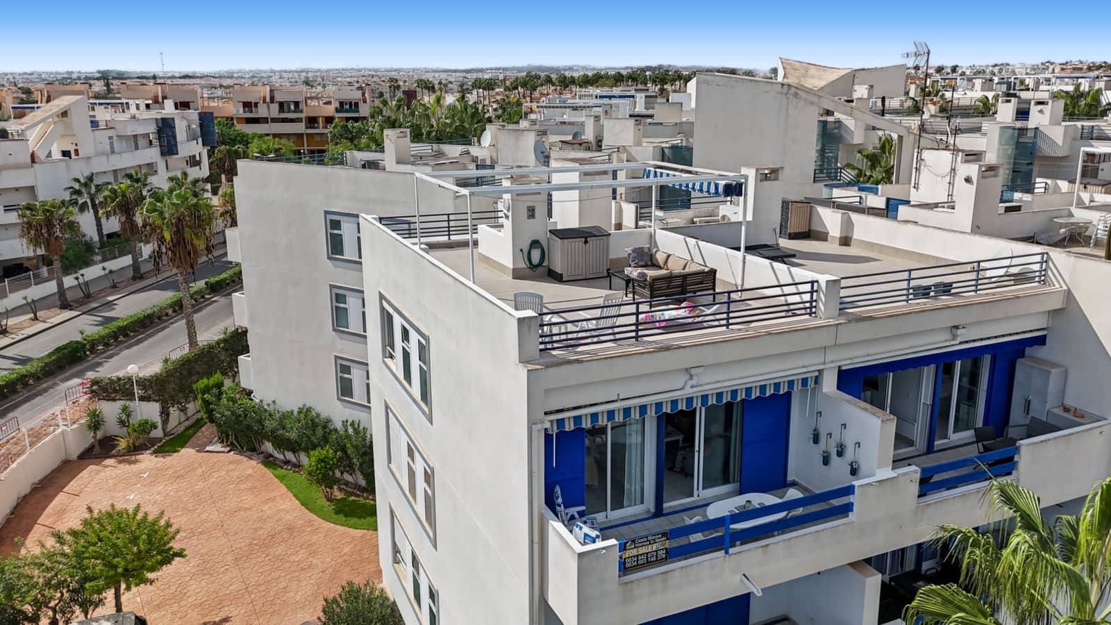 2 bedroom Apartment for sale in Playa Flamenca with pool garage - € 224,950 (Ref: 10116047)