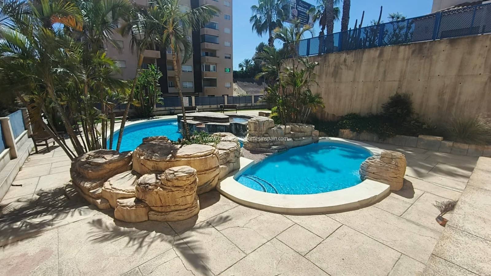 2 Zimmer Apartment zu verkaufen in La Zenia mit Pool Garage - 234.950 € (Ref: 10118192)