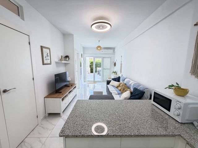 2 slaapkamer Appartement te koop in La Zenia, Orihuela met garage - € 179.900 (Ref: 10118976)
