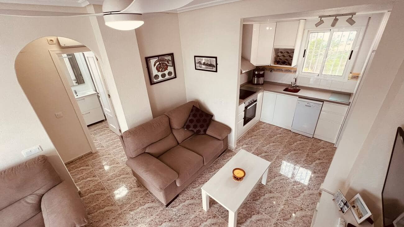 Apartamento de 3 habitaciones en Villamartin en venta con piscina - 169.950 € (Ref: 10141860)