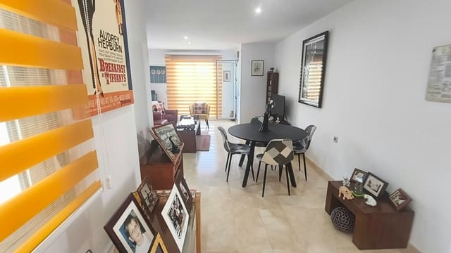 3 chambre Appartement à vendre à Villamartin, Orihuela avec piscine garage - 279 950 € (Ref: 10145363)
