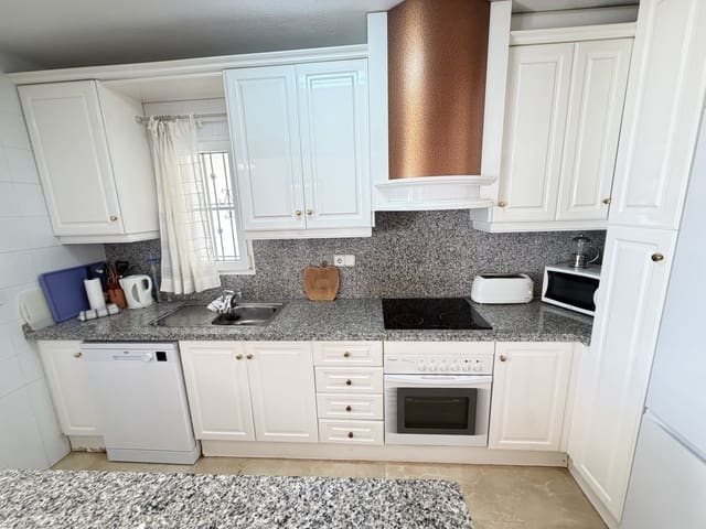 3 soverom Hus til salgs i Las Ramblas Golf, Orihuela med svømmebasseng garasje - € 269 995 (Ref: 10176389)