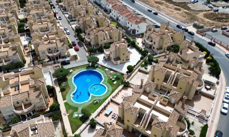 2 chambre Villa/Maison à vendre à Playa Flamenca avec piscine garage - 229 995 € (Ref: 10180156)