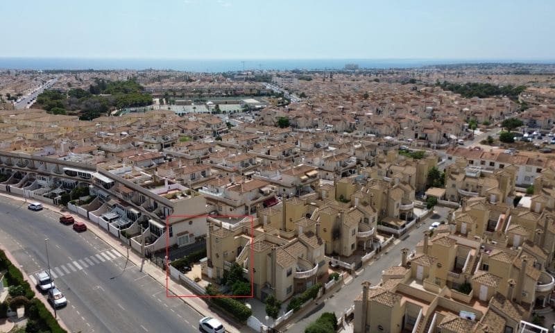 2 chambre Villa/Maison à vendre à Playa Flamenca avec piscine garage - 229 995 € (Ref: 10180156)