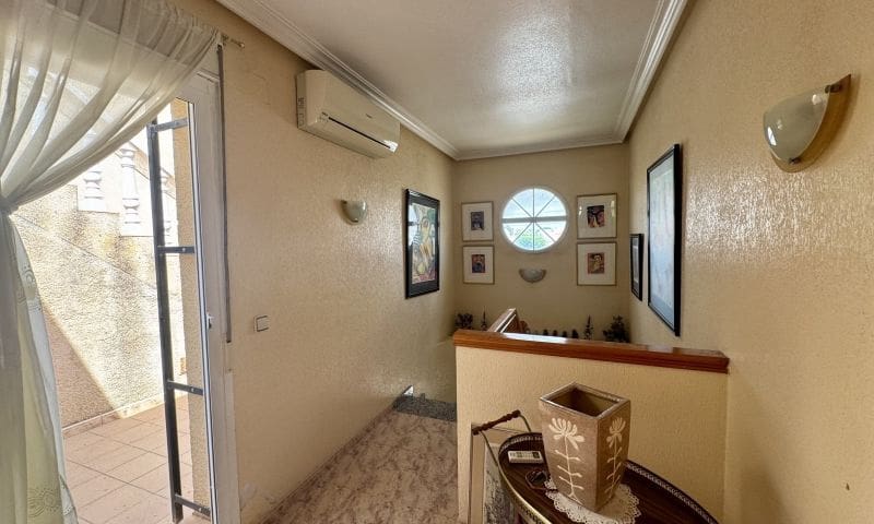 2 chambre Villa/Maison à vendre à Playa Flamenca avec piscine garage - 229 995 € (Ref: 10180156)