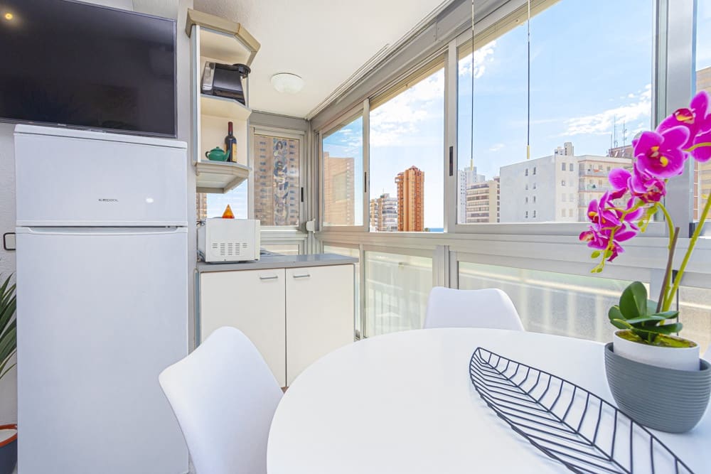 1 makuuhuone Huoneisto myytävänä paikassa Benidorm mukana uima-altaan 
autotalli - 174 950 € (Ref: 7325413)