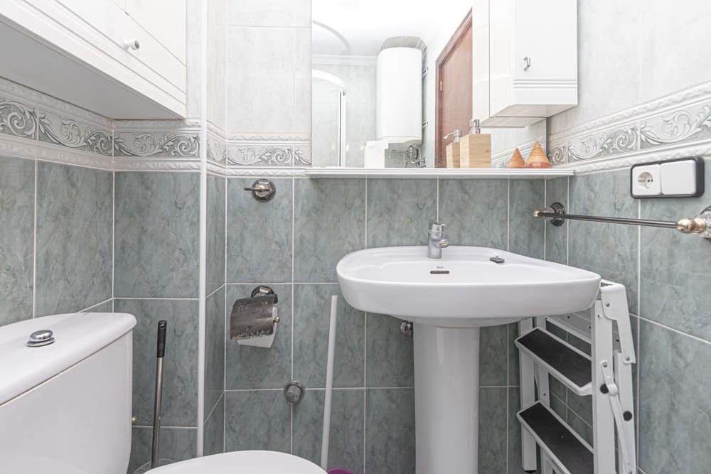 1 makuuhuone Huoneisto myytävänä paikassa Benidorm mukana uima-altaan 
autotalli - 174 950 € (Ref: 7325413)