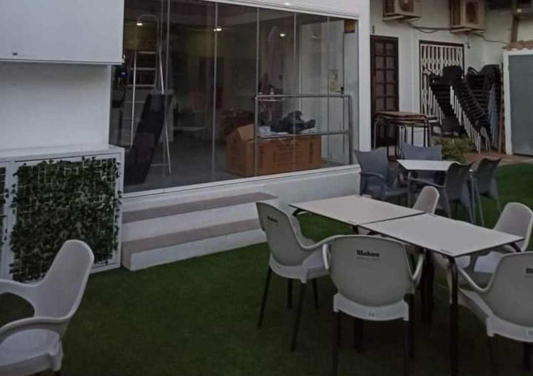 Kommersiell til salgs i Playa Flamenca med svømmebasseng - € 159 950 (Ref: 7573699)