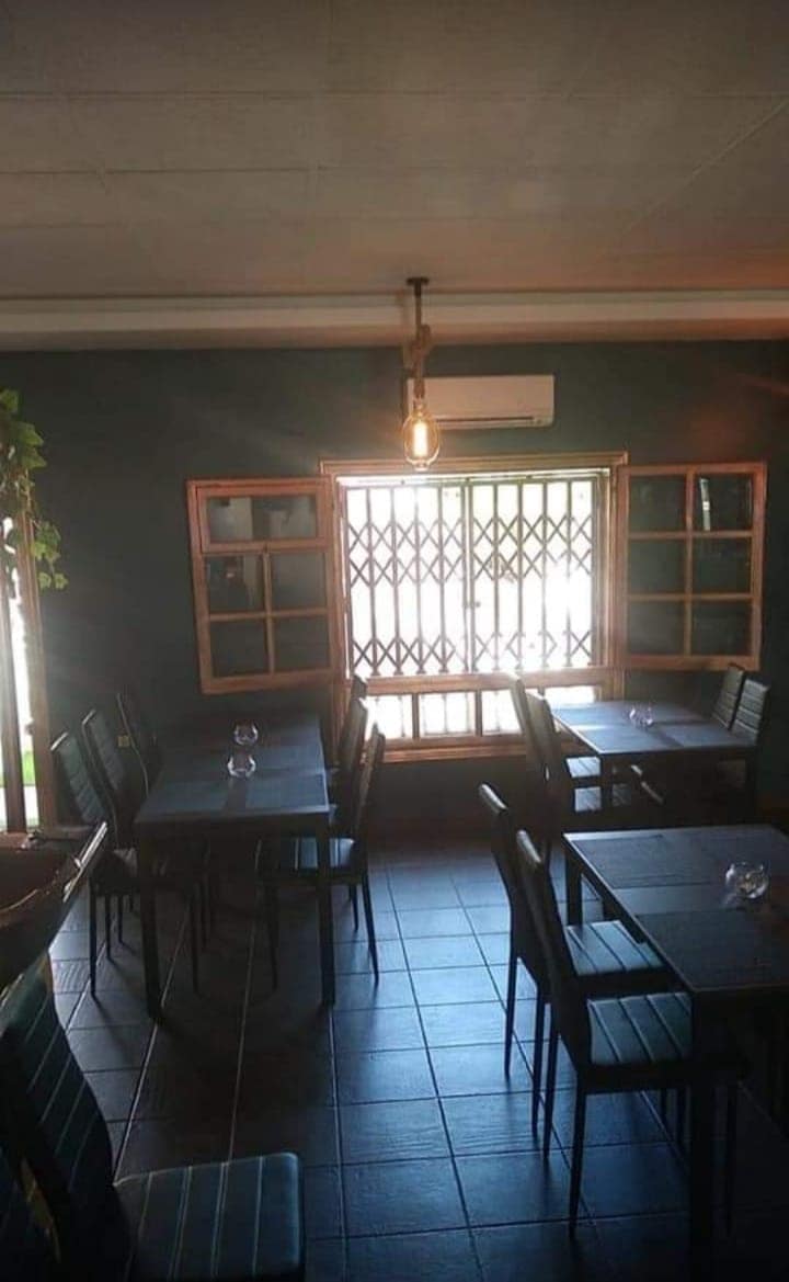 Commercial for sale in Playa Flamenca with pool - € 159,950 (Ref: 7573699)