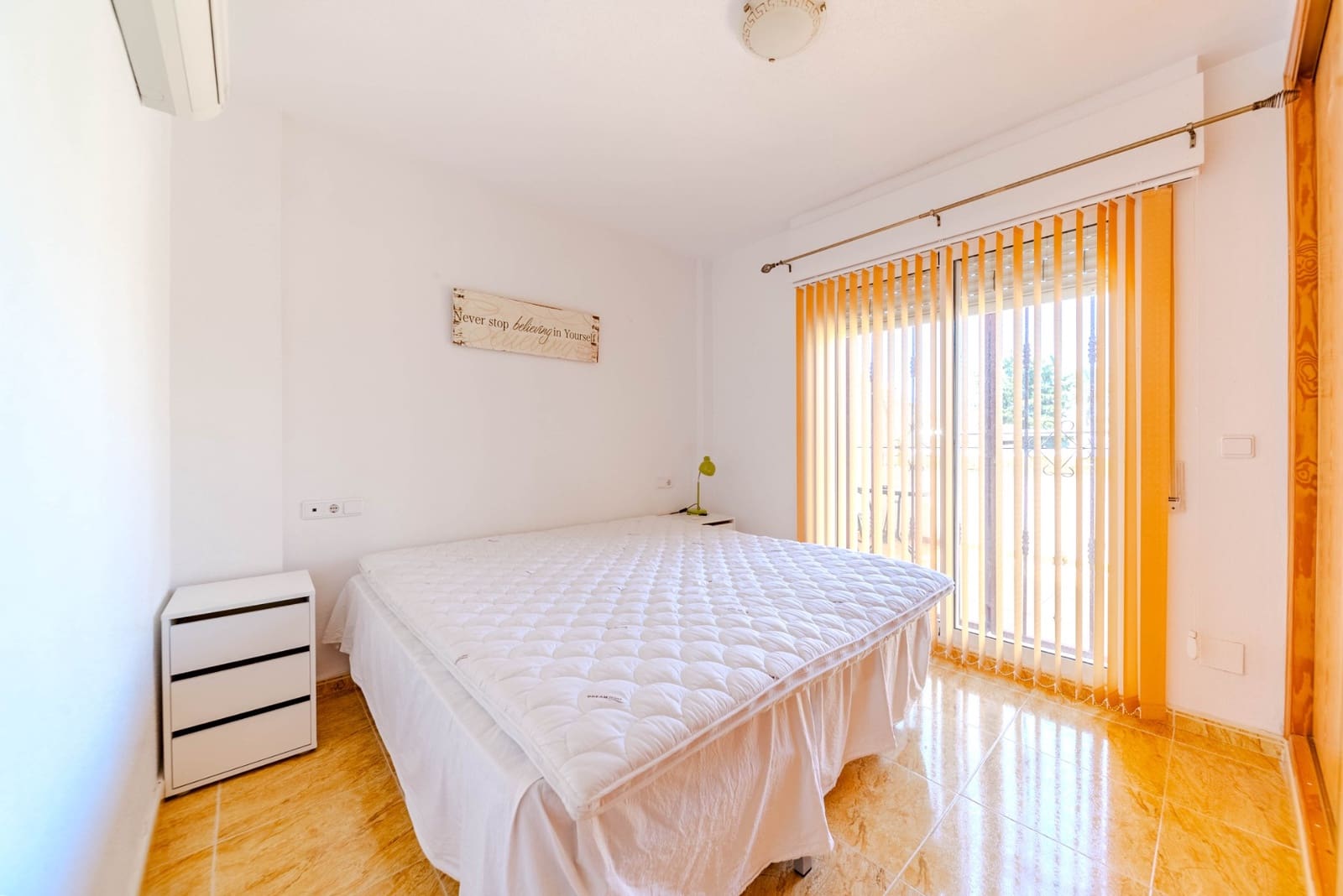 Casa de 3 habitaciones en Playa Flamenca en venta con piscina - 159.950 € (Ref: 7826707)