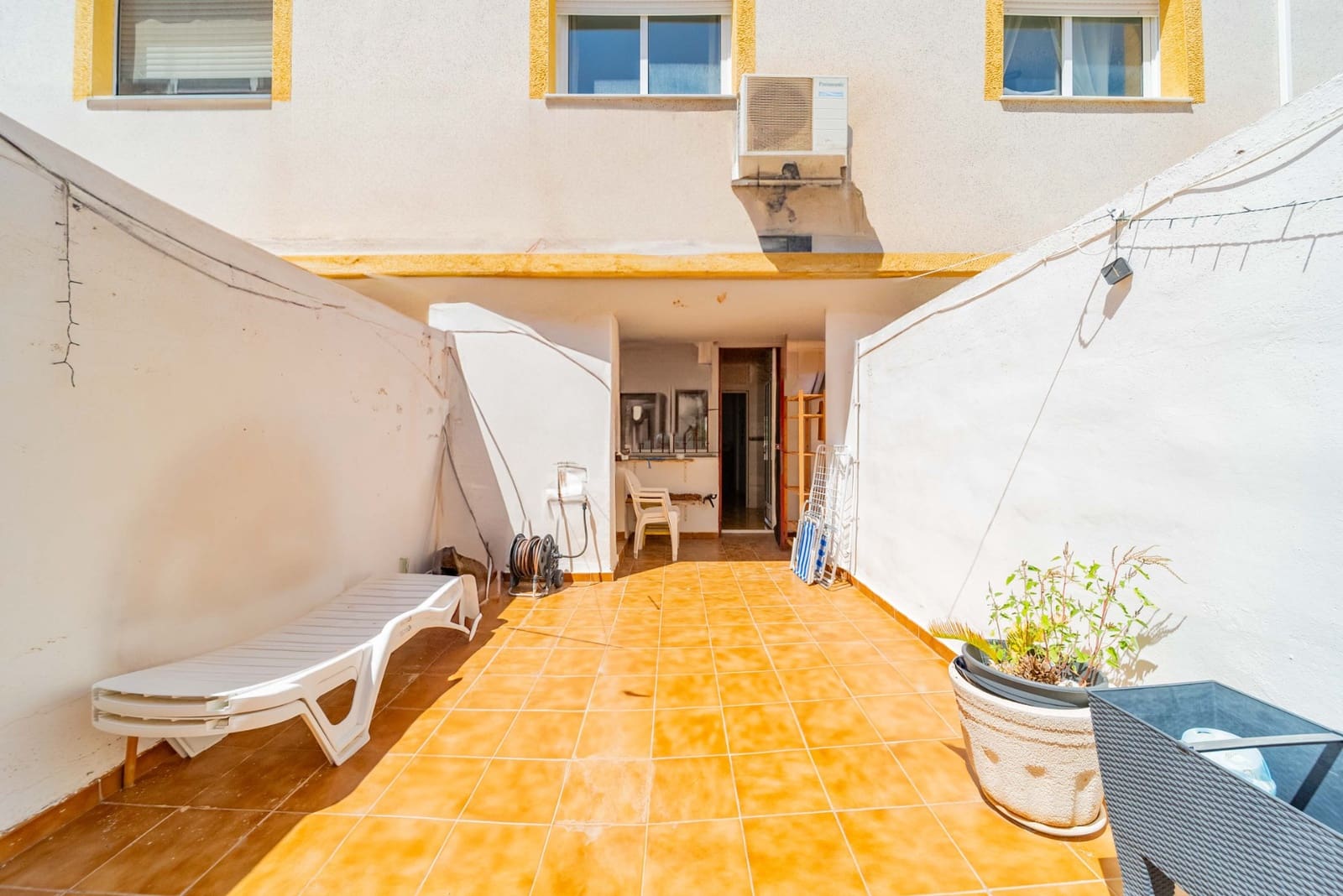 Casa de 3 habitaciones en Playa Flamenca en venta con piscina - 159.950 € (Ref: 7826707)