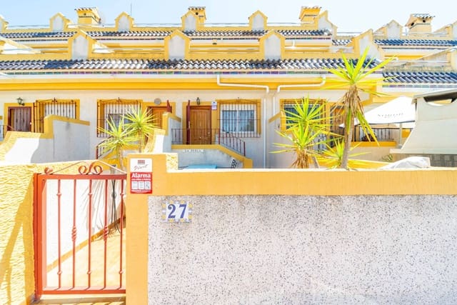 Casa de 3 habitaciones en Playa Flamenca, Orihuela en venta con piscina - 159.950 € (Ref: 7826707)