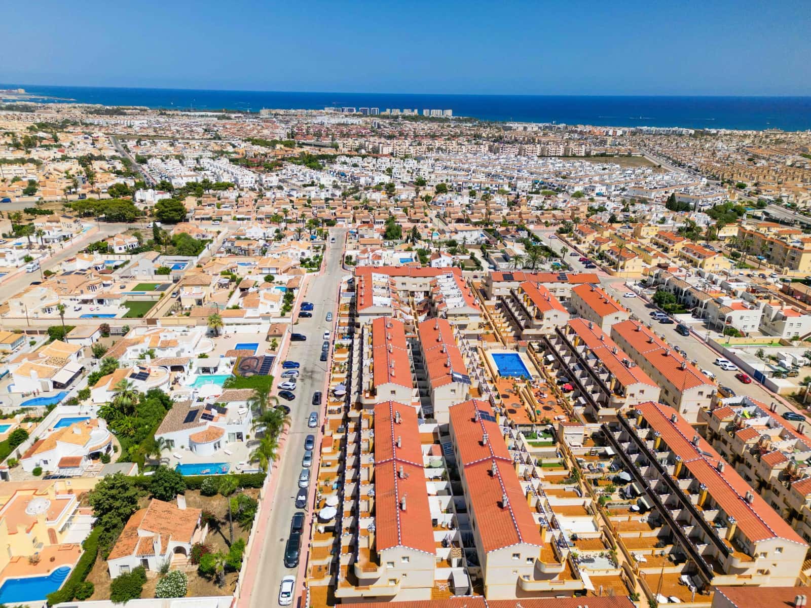 Casa de 3 habitaciones en Playa Flamenca en venta con piscina - 159.950 € (Ref: 7826707)