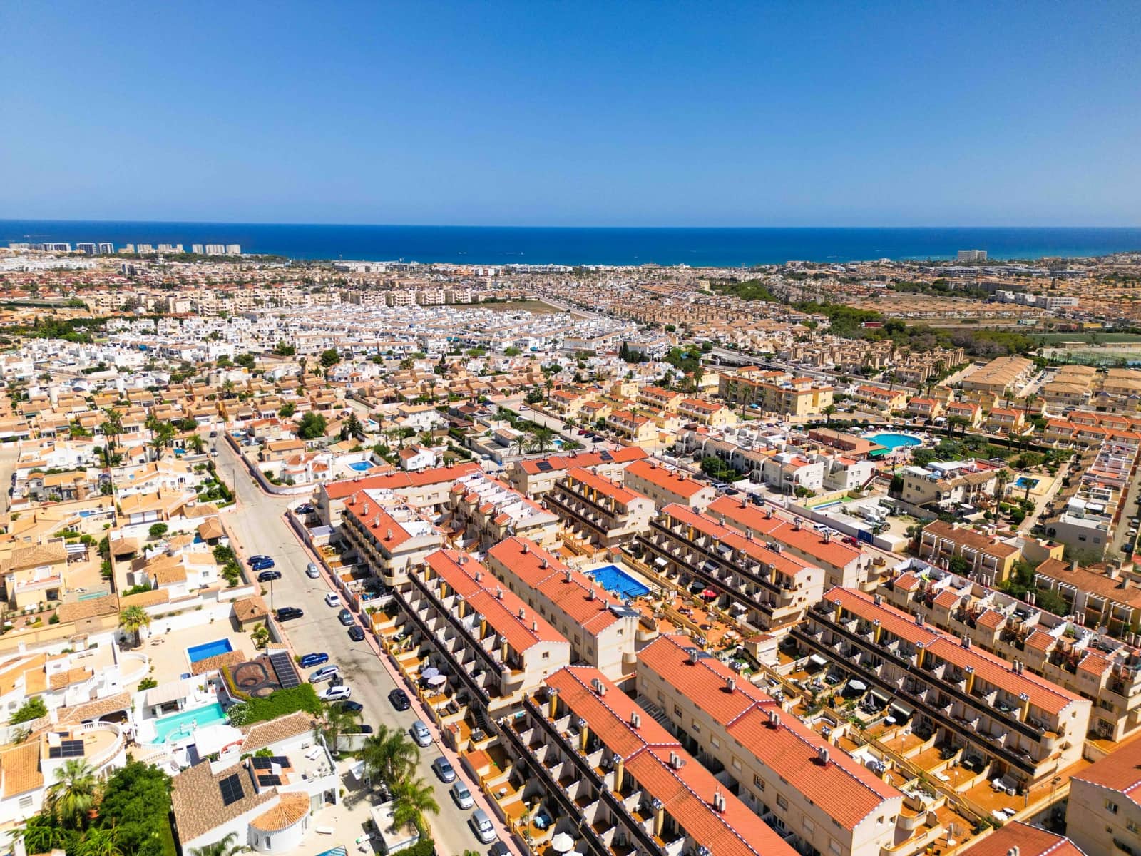 Casa de 3 habitaciones en Playa Flamenca en venta con piscina - 159.950 € (Ref: 7826707)