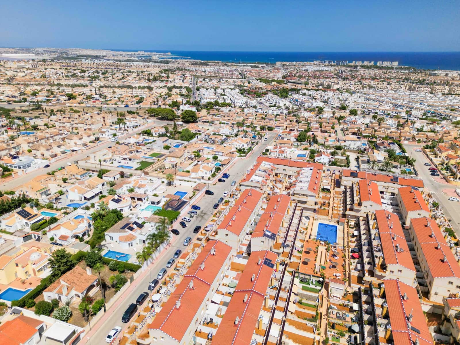 Casa de 3 habitaciones en Playa Flamenca en venta con piscina - 159.950 € (Ref: 7826707)