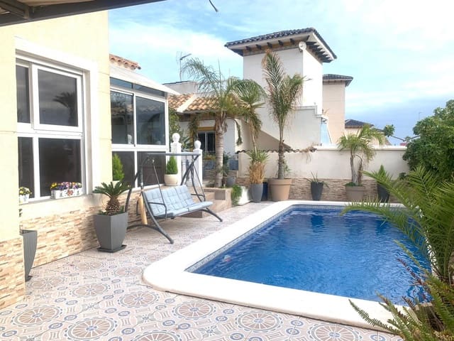 4 soverom Villa til salgs i La Zenia, Orihuela med svømmebasseng garasje - € 399 990 (Ref: 8063464)