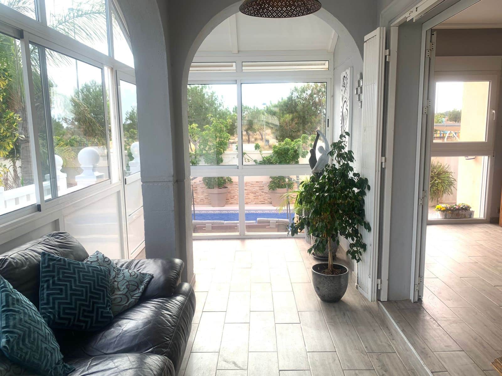 4 soverom Villa til salgs i La Zenia med svømmebasseng garasje - € 399 990 (Ref: 8063464)