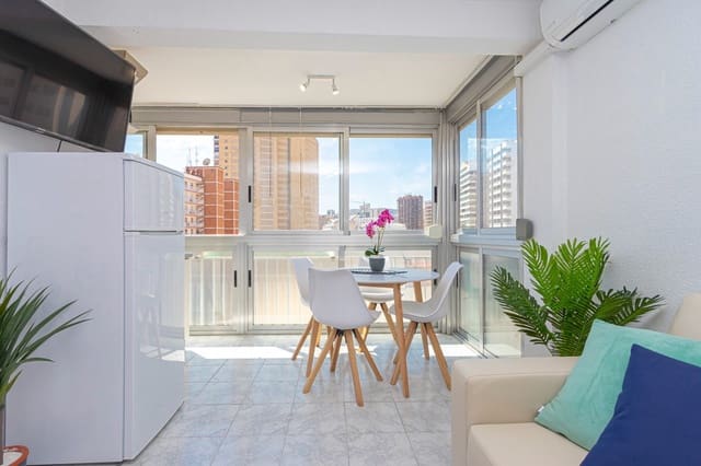 1 bedroom Apartment for sale in Rincón de Loix, Benidorm with pool garage - € 164,950 (Ref: 8255890)