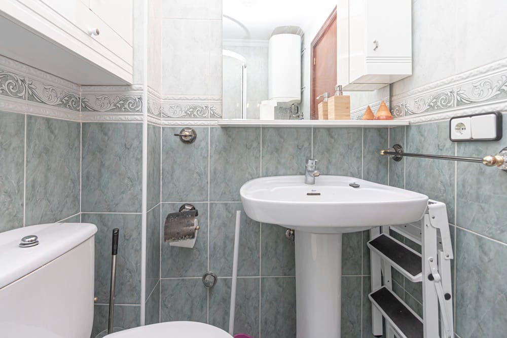 1 bedroom Apartment for sale in Benidorm with pool garage - € 164,950 (Ref: 8255890)