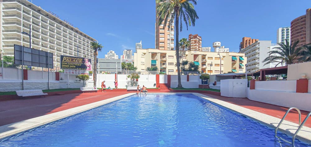 1 bedroom Apartment for sale in Benidorm with pool garage - € 164,950 (Ref: 8255890)