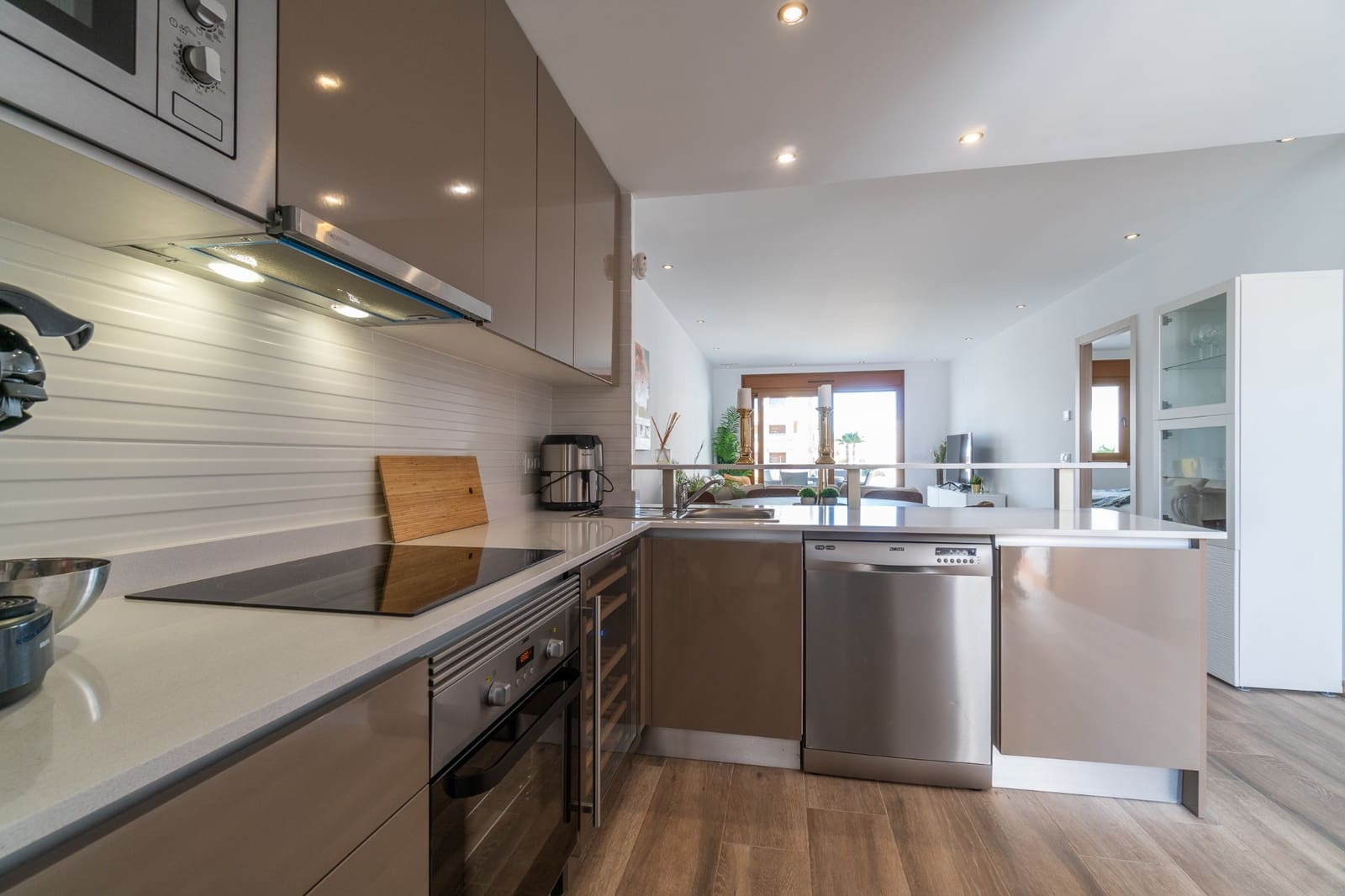 3 bedroom Apartment for sale in Villamartin with pool garage - € 399,000 (Ref: 8561319)