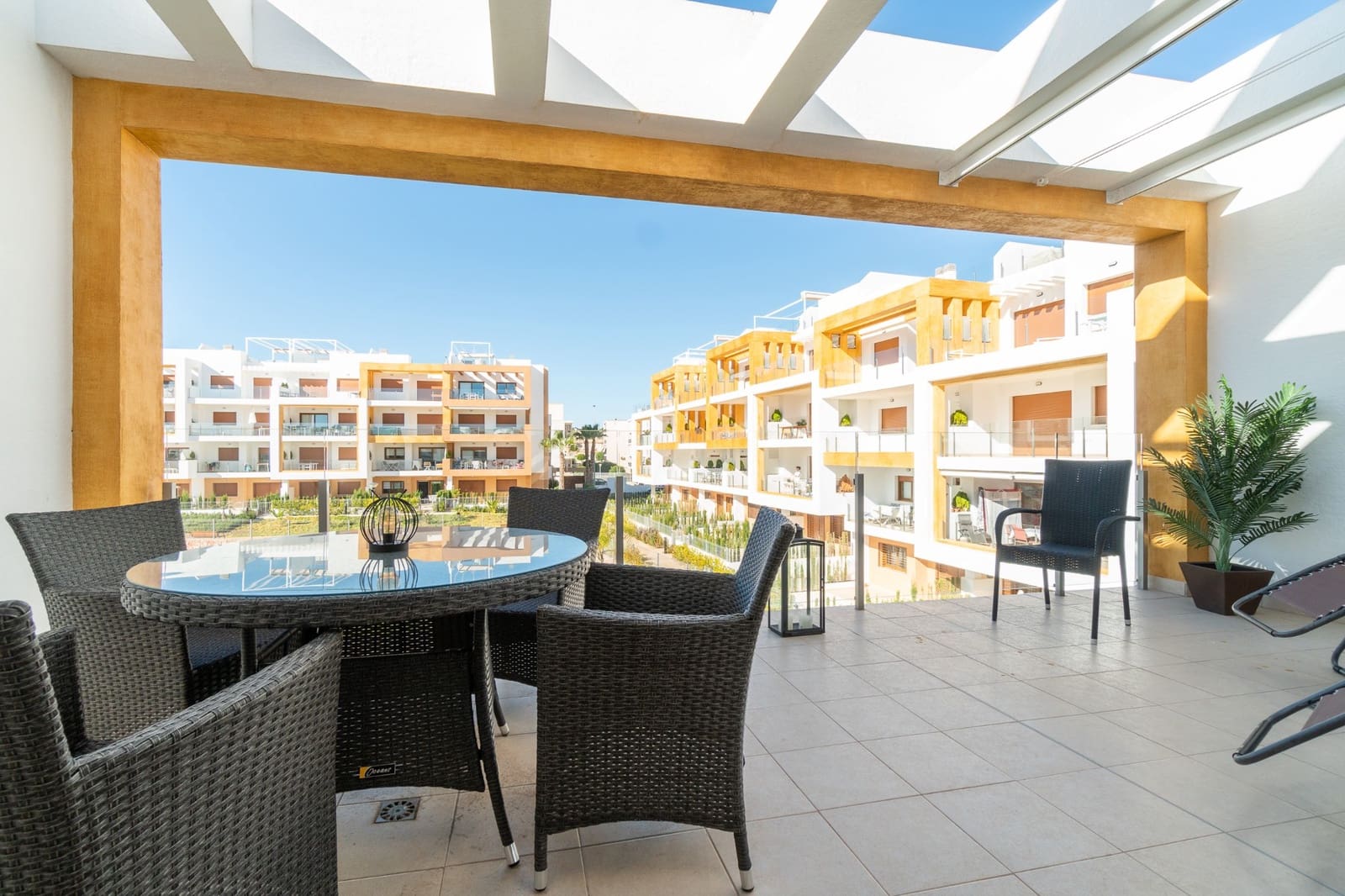 3 bedroom Apartment for sale in Villamartin with pool garage - € 399,000 (Ref: 8561319)