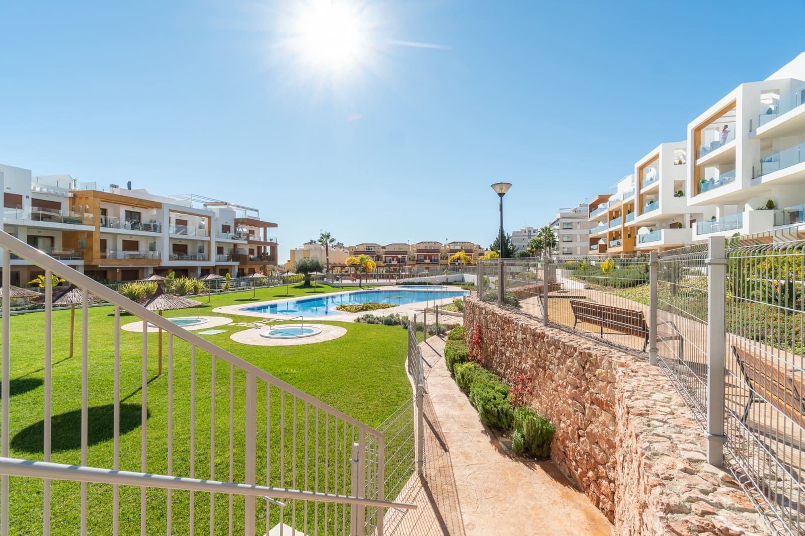 3 bedroom Apartment for sale in Villamartin with pool garage - € 399,000 (Ref: 8561319)