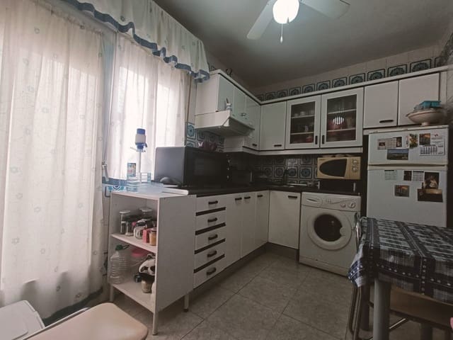 2 slaapkamer Appartement te koop in Lo Pagan, San Pedro del Pinatar met garage - € 125.000 (Ref: 8602366)