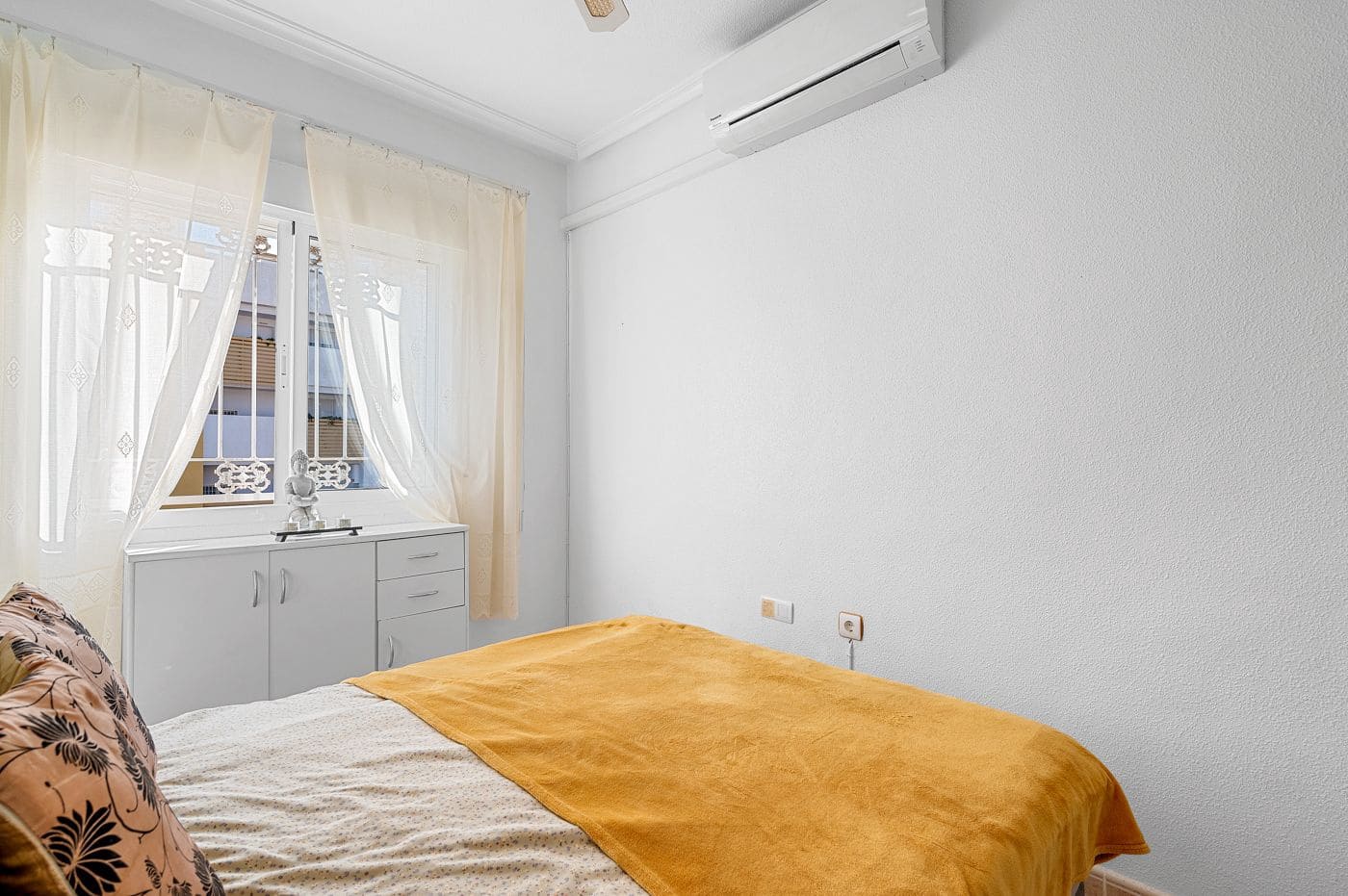 2 soveværelse Byhus til salg i Villamartin - € 159.950 (Ref: 8628343)