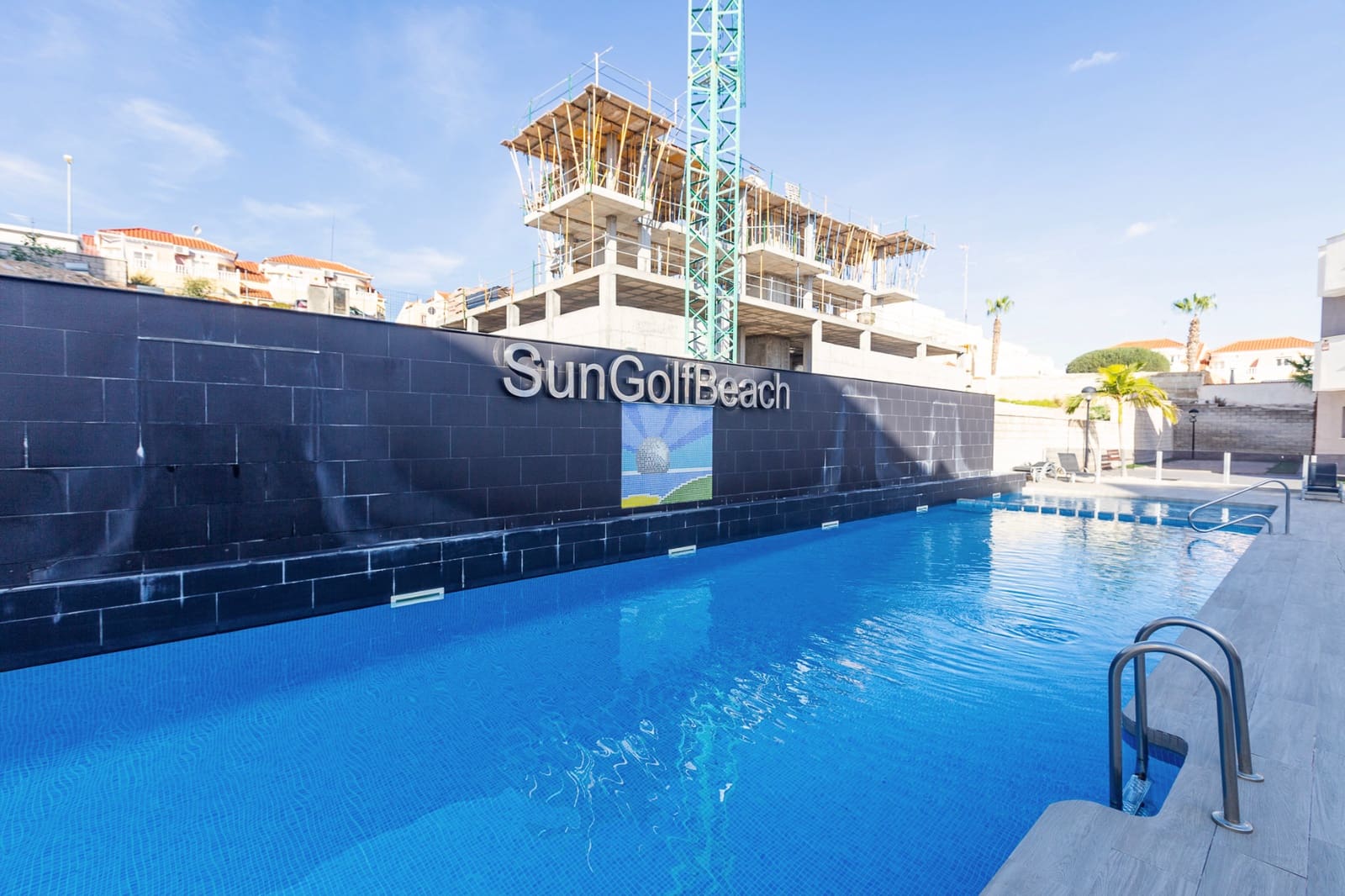 2 slaapkamer Appartement te koop in Villamartin met zwembad garage - € 299.000 (Ref: 8867667)