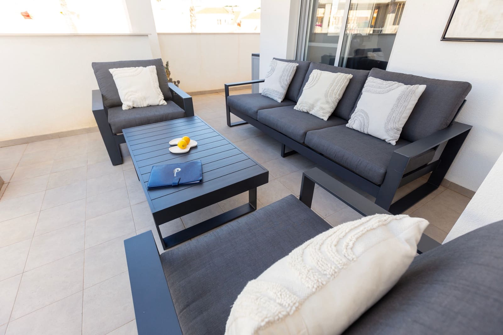 2 slaapkamer Appartement te koop in Villamartin met zwembad garage - € 299.000 (Ref: 8867667)