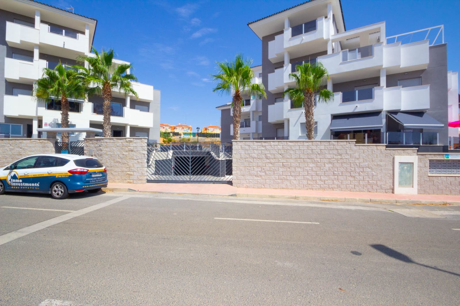 2 slaapkamer Appartement te koop in Villamartin met zwembad garage - € 299.000 (Ref: 8867667)