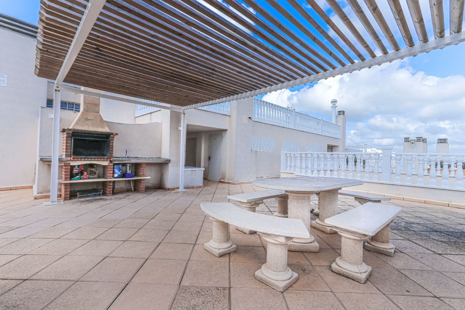 2 soveværelse Lejlighed til salg i Formentera del Segura med swimmingpool - € 109.999 (Ref: 8885692)