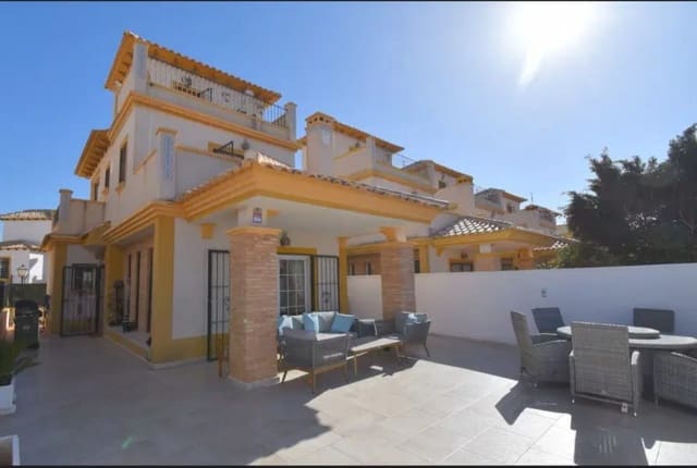 3 soverom Villa til salgs i Cabo Roig, Orihuela med svømmebasseng garasje - € 294 950 (Ref: 8886874)