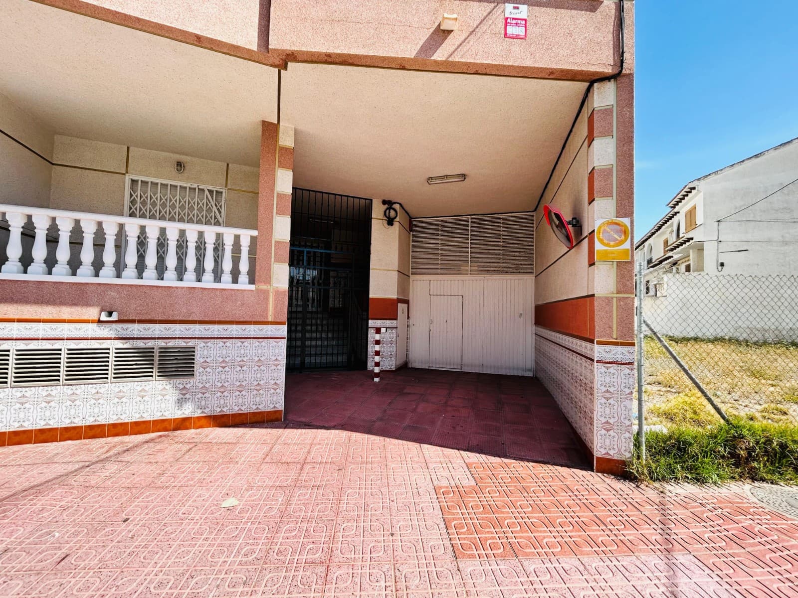 3 sypialnia Dom blizniak na sprzedaż w Torrevieja - 164 000 € (Ref: 8905011)