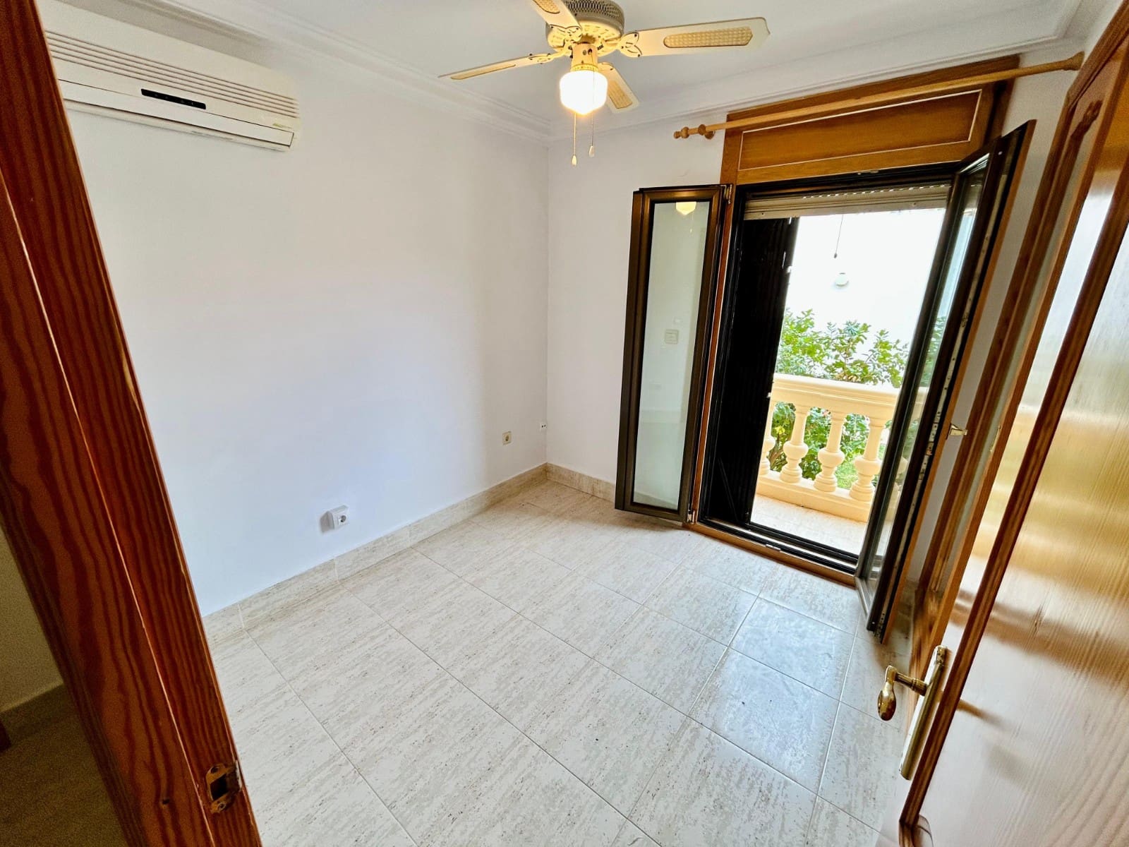 3 sypialnia Apartament na sprzedaż w Guardamar del Segura - 239 000 € (Ref: 8905016)