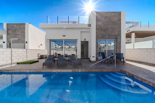 4 bedroom Villa for sale in Los Dolses, Orihuela with pool - € 494,950 (Ref: 8912088)