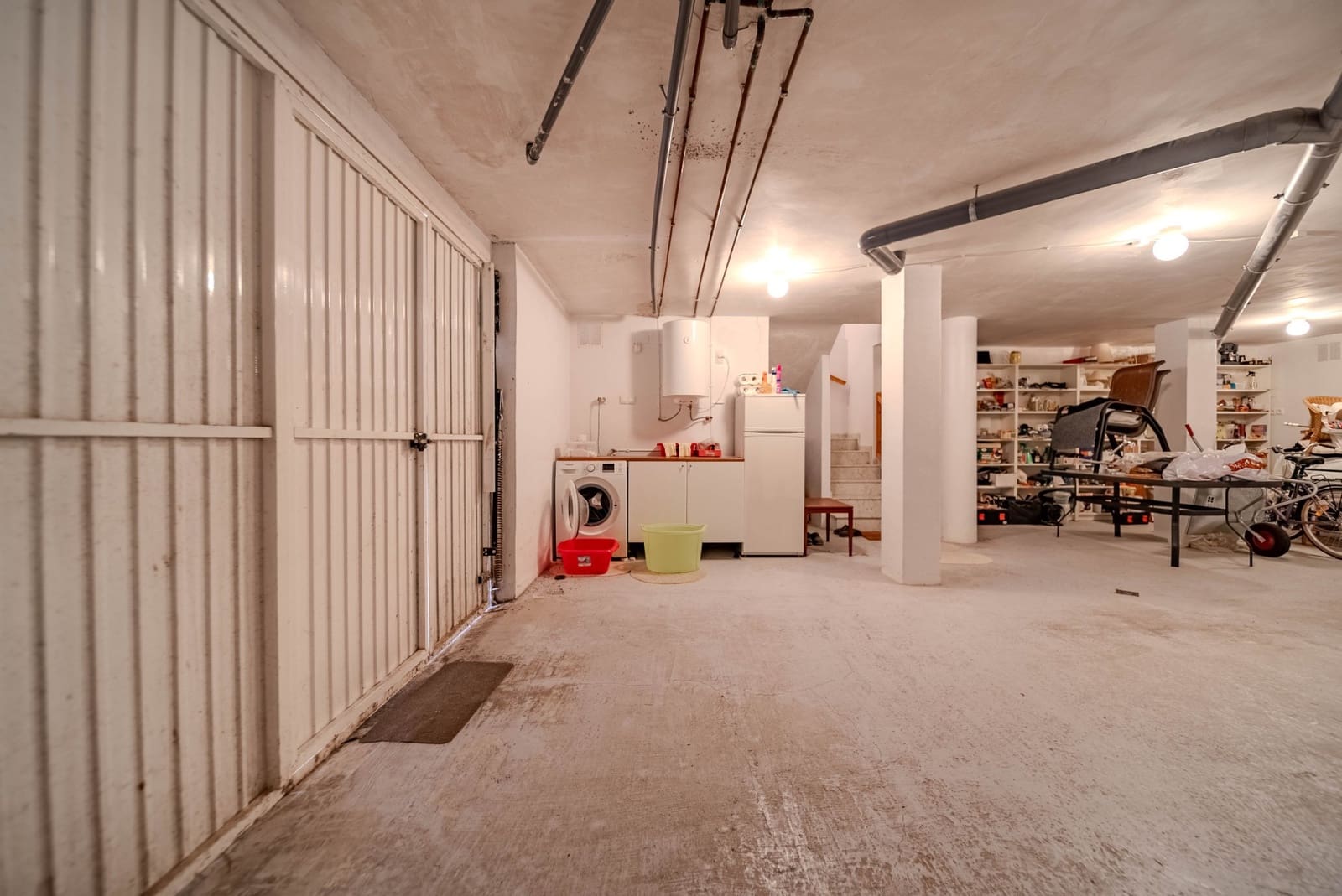 3 bedroom Villa for sale in Villamartin with pool garage - € 369,750 (Ref: 8916780)