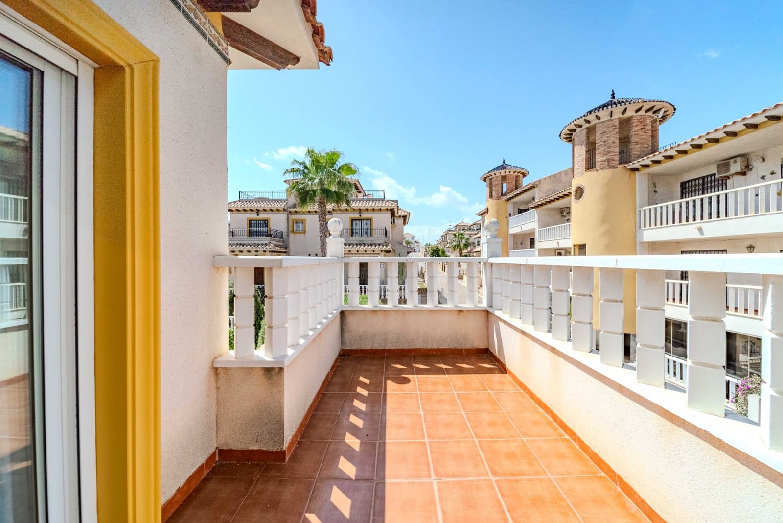 3 bedroom Villa for sale in Villamartin with pool garage - € 369,750 (Ref: 8916780)