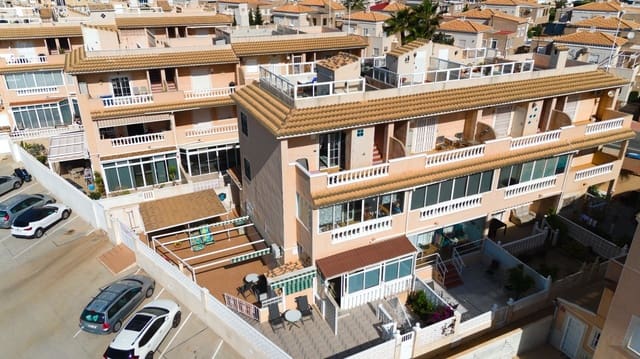 3 sypialnia Dom na sprzedaż w Aguas Nuevas, Torrevieja z basenem - 208 000 € (Ref: 8961177)