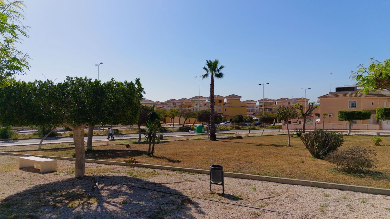 3 sypialnia Dom na sprzedaż w Torrevieja z basenem - 208 000 € (Ref: 8961177)