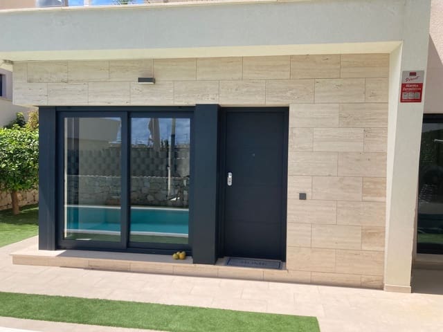 3 soveværelse Semi-Rækkehus til salg i Torre de la Horadada, Pilar de la Horadada med swimmingpool garage - € 459.000 (Ref: 8975836)