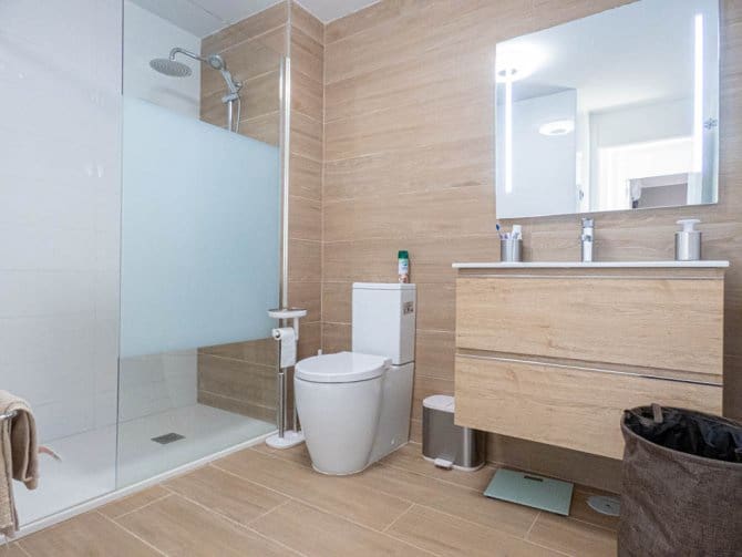 2 makuuhuone Huoneisto myytävänä paikassa Villamartin mukana uima-altaan 
autotalli - 254 950 € (Ref: 9019158)